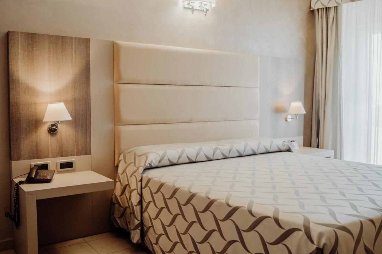 Hotel Niagara Catanzaro Ngoại thất bức ảnh