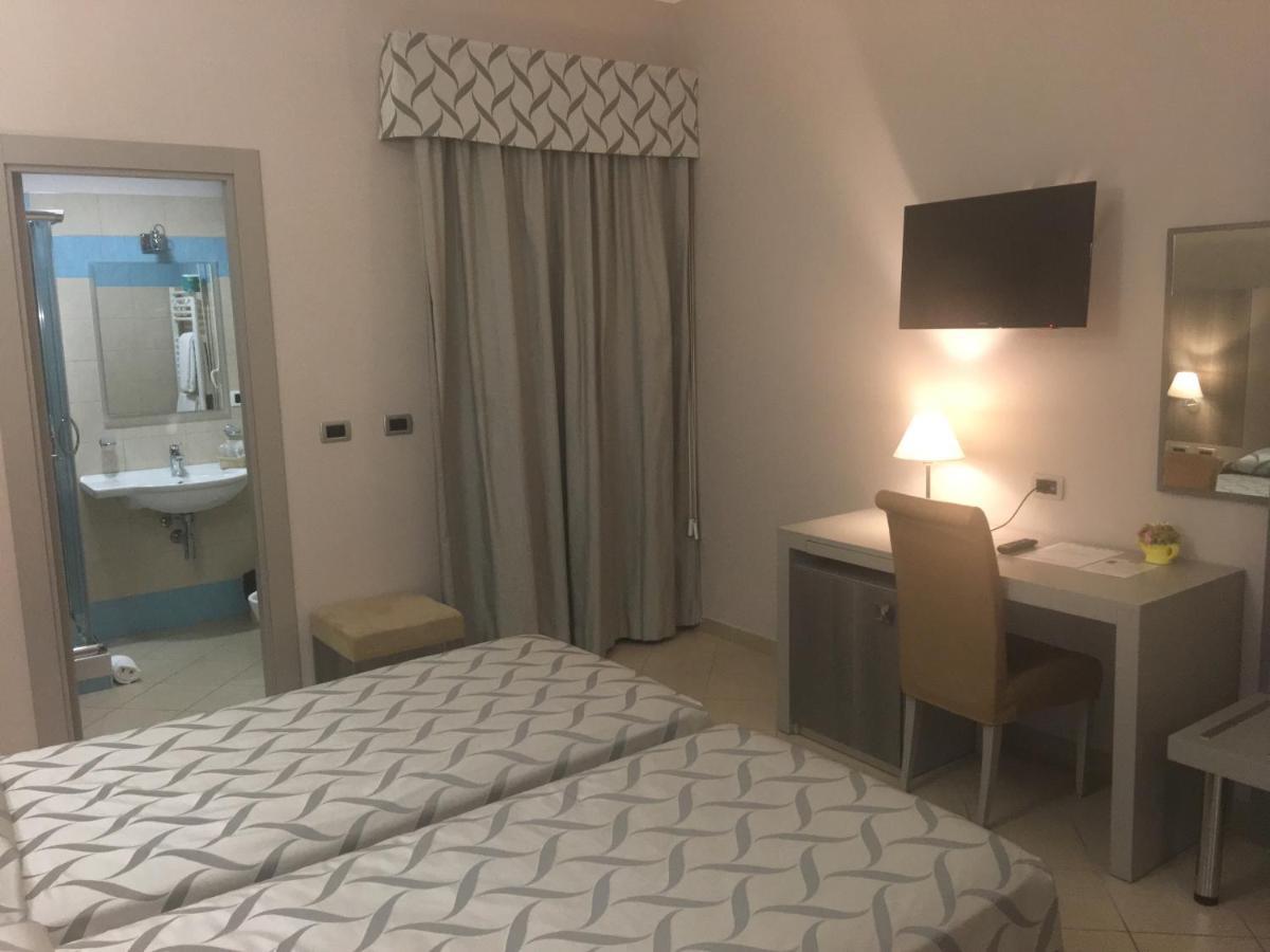 Hotel Niagara Catanzaro Ngoại thất bức ảnh